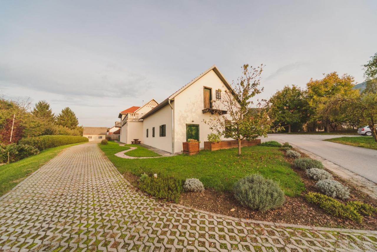 Hostel Gabronka Bistrica ob Sotli Exterior foto